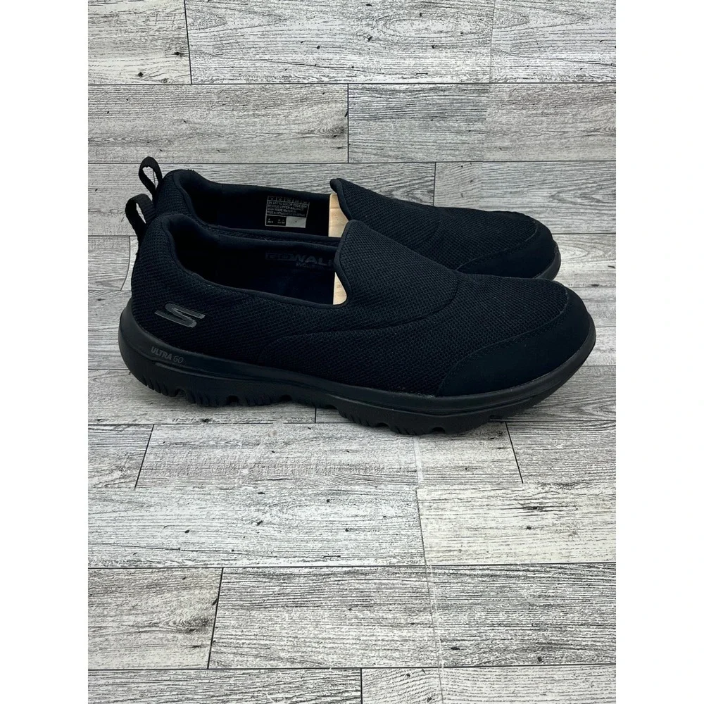 Skechers GoWalk Evolution Ultra‎ Womens Black Slip On Sneakers 15730 Size 9